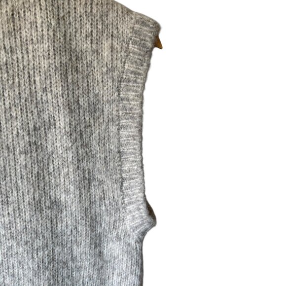St. Roche Juniper Sweater Vest Heather Gray Size XS Floral Hand Embroidery Soft - Picture 7 of 16